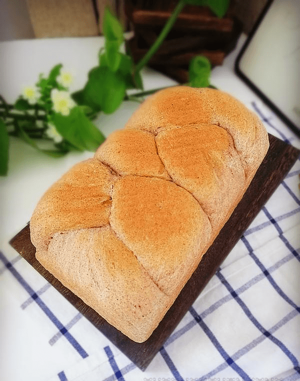 美食界新星，肥面包风潮探索